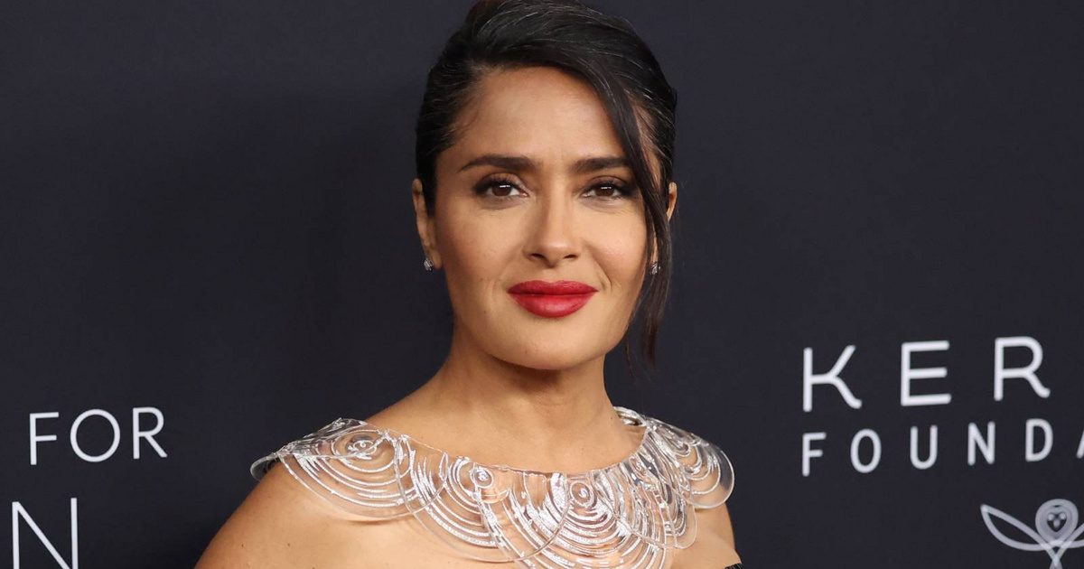 Szívfacsaró pillanat: Salma Hayek ritkán látott mostohafia 18 éves lett és közös fotót posztoltak vele