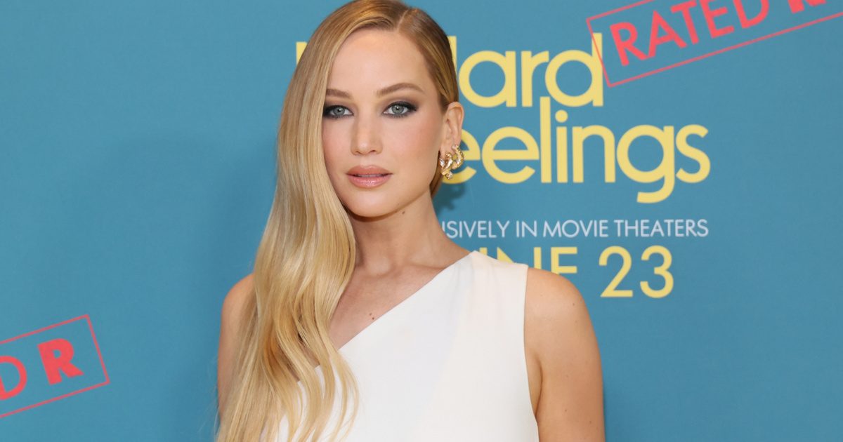 Jennifer Lawrence-nek már ekkora a babapocakja: fia hamarosan kistestvért kap