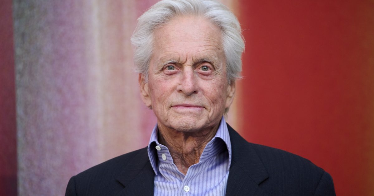 A Szépség és az Örökség: Michael Douglas büszkén pózol lánya, a 21 éves egyetemista Carys