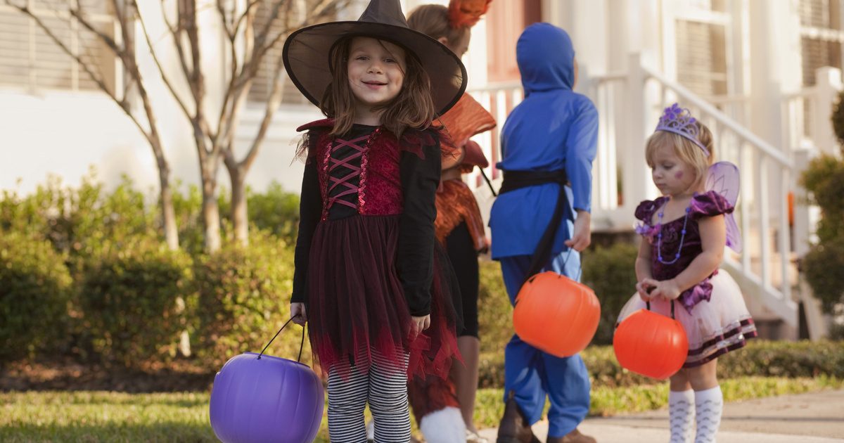 Halloweeni jelmezek veszélyei: szakértők figyelmeztetnek az életveszélyre