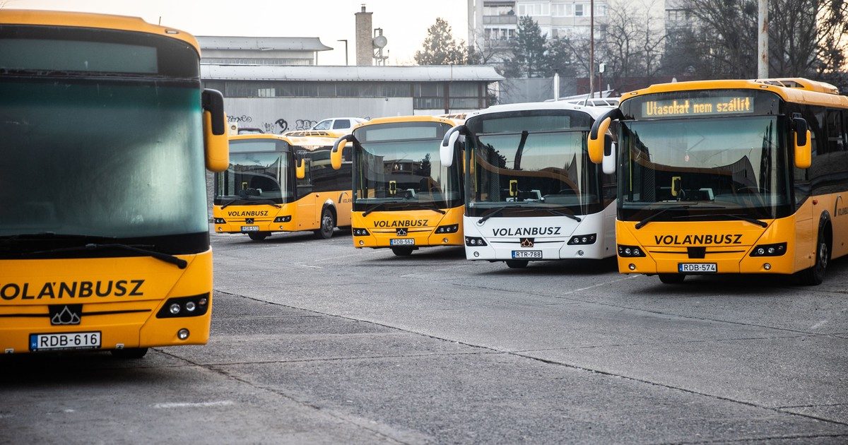 Rugalmas és modern: Így váltja le régi önmagát a MÁV, a HÉV és a Volánbusz