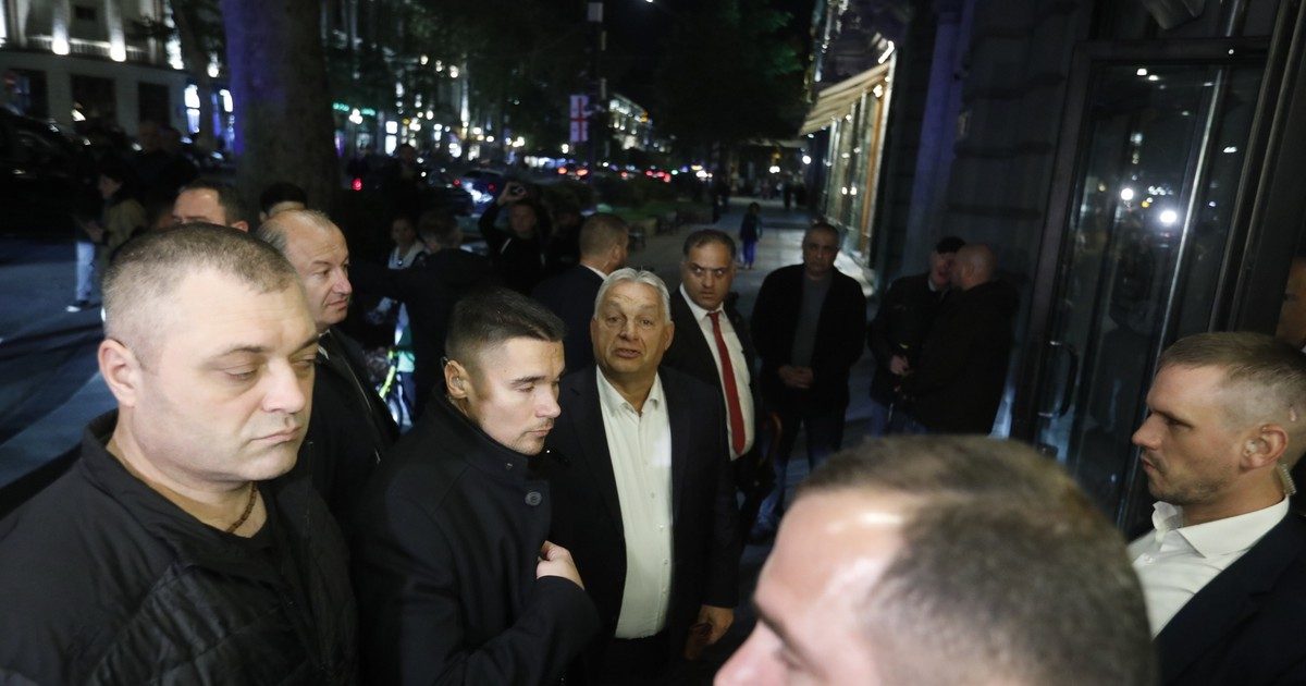 Szorult helyzetben Orbán Viktor testőreinek a grúz káoszban