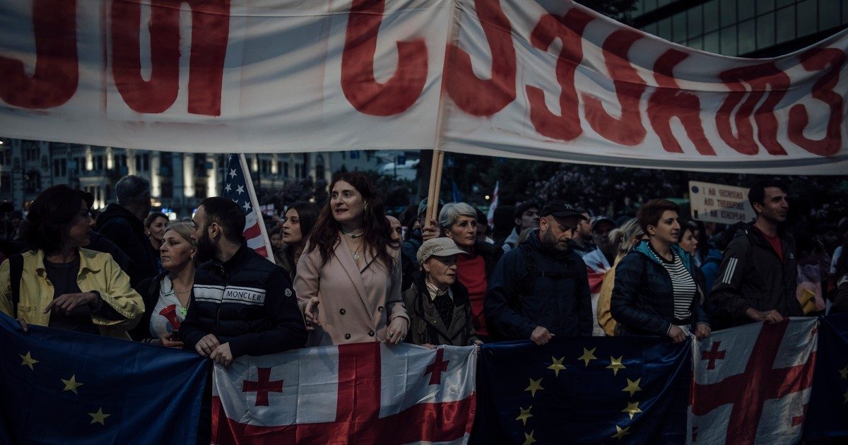 Kaotikus verekedés a grúz választáson: orosz verőemberek is jelen