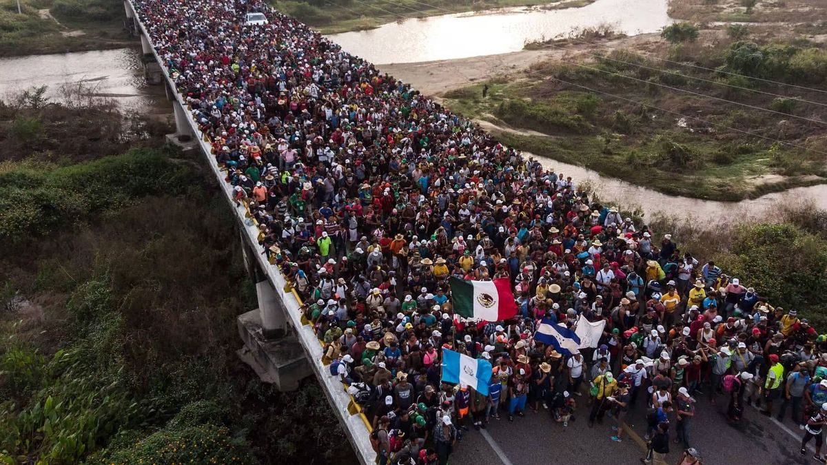 Az Egyesült Államok felé tartó újabb hatalmas migránskaraván útjára indult