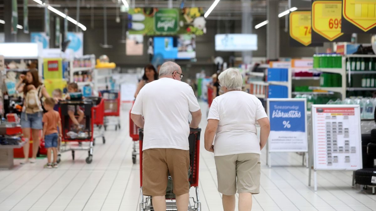 Friss hír a nyugdíjasoknak: Gyorsabban érkezik a járandóság, és még további jó változások!