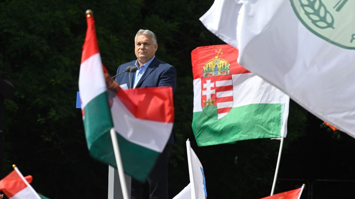 Az Orbán Viktor által megtartott ünnepi beszéd élő közvetítése a Millenárison