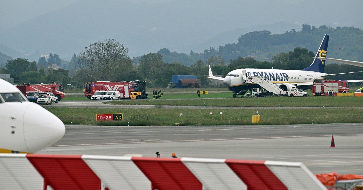 Ryanair botrány: utasok órákat rekedtek Szardínián a Budapestre indulás előtt