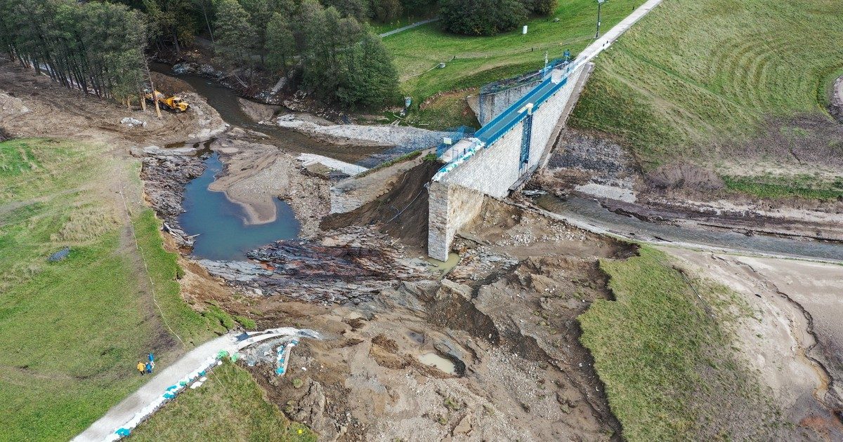 Lengyelország pusztító árvíz: megdöbbentő fotók a rombolásról