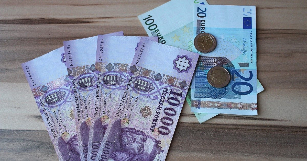 Beköszöntött a forinterősödés: a hét végére ágynak esett a forint