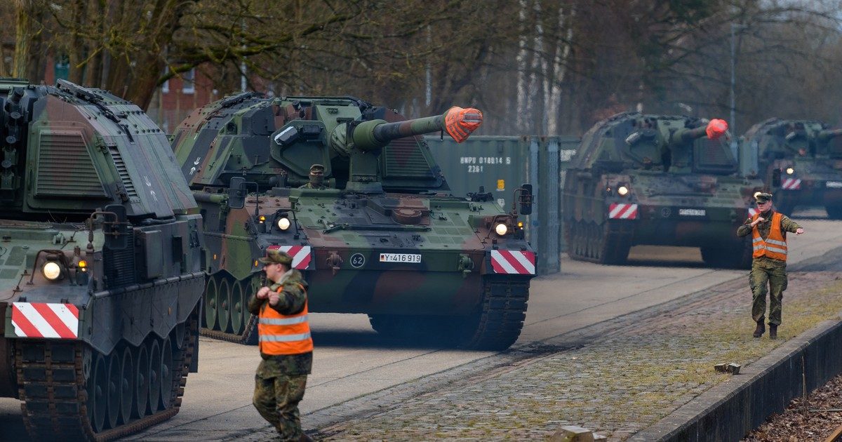 Az óriási méretű fegyvergyár Európában: a közeljövő fenyegetése vagy lehetősége?