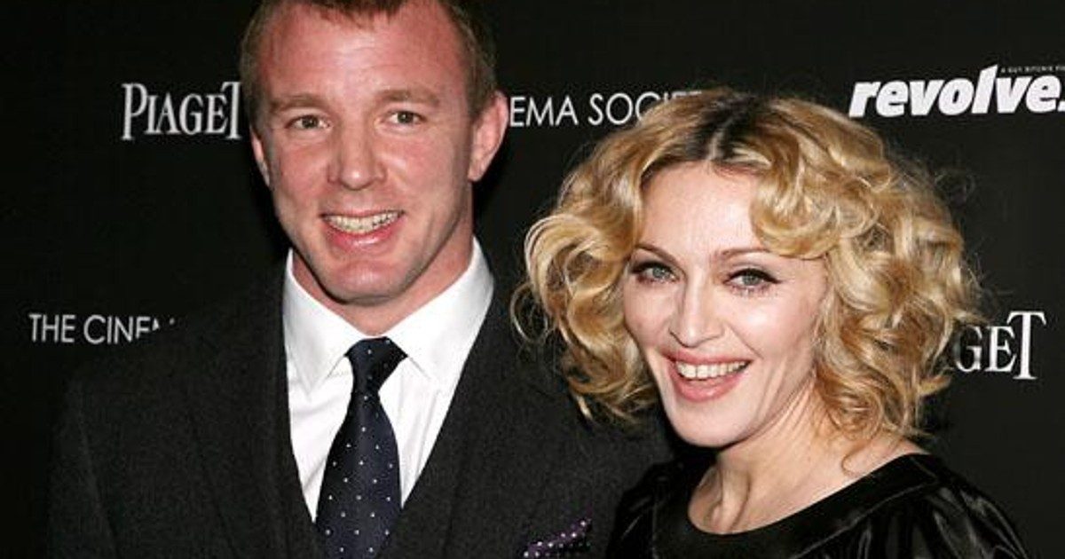 Az elszigetelt életét élő Rocco Ritchie: Madonna és Guy Ritchie fia a rivaldafény tengereben