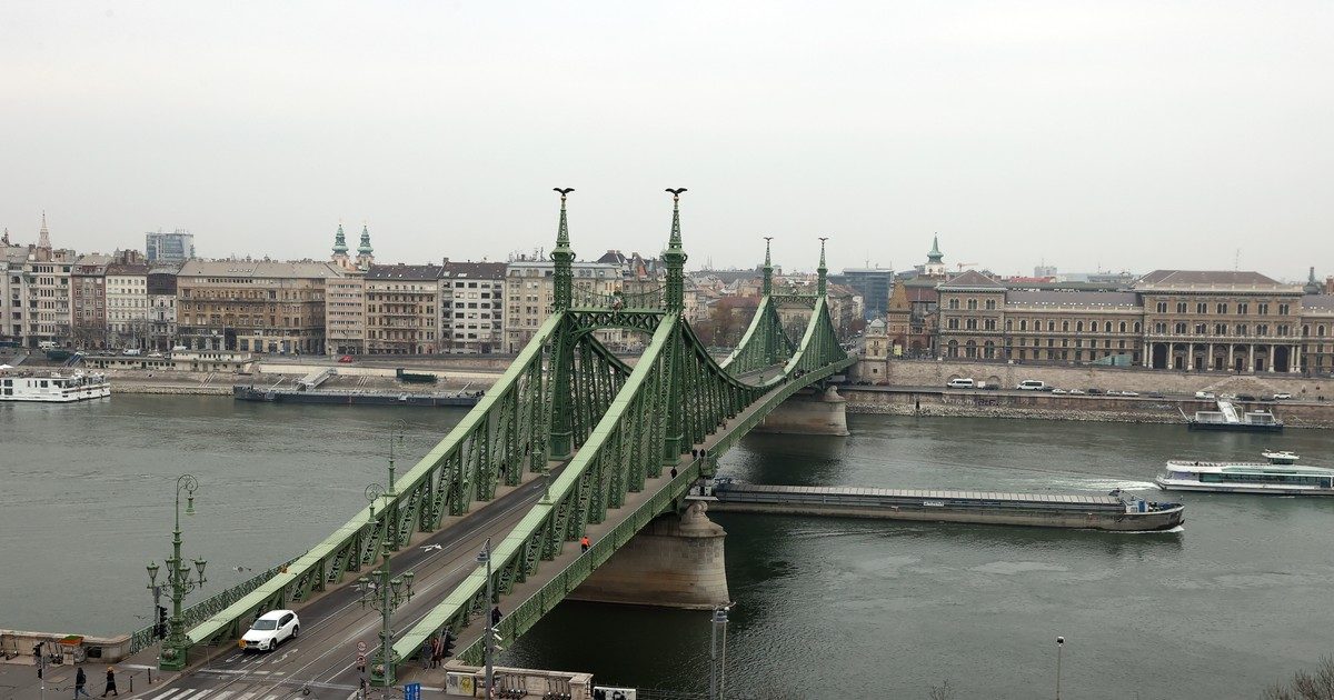 A káosz elkerülése: tippek a hétvégi budapesti közlekedésre