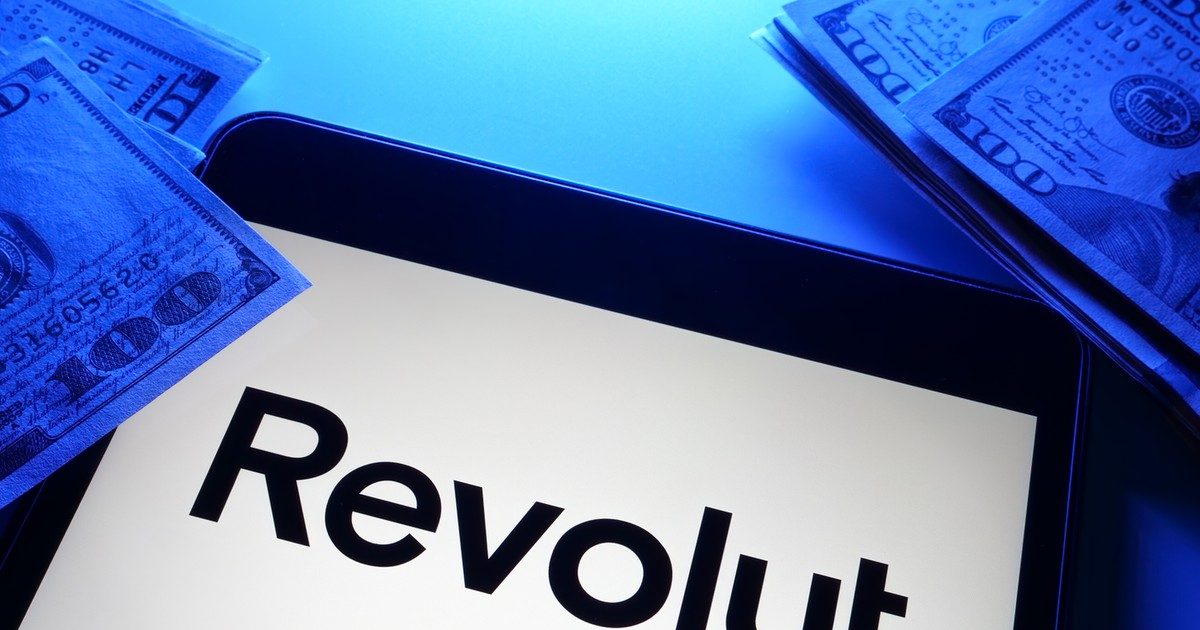 Jönnek a Revolut ATM-ek 2025-ben: itt vezetik be először