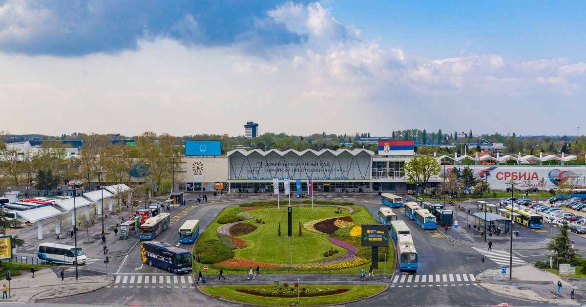 Szívszorító tragédia: Egy hatéves kislány is áldozatul esett az újvidéki vasútállomáson történt balesetnek