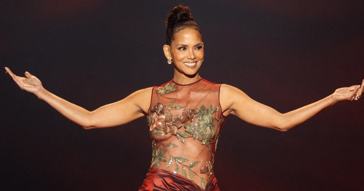 Halle Berry: Az eternális szexszimbólum újra lenyűgöz az átlátszó Oscar-ruhájában