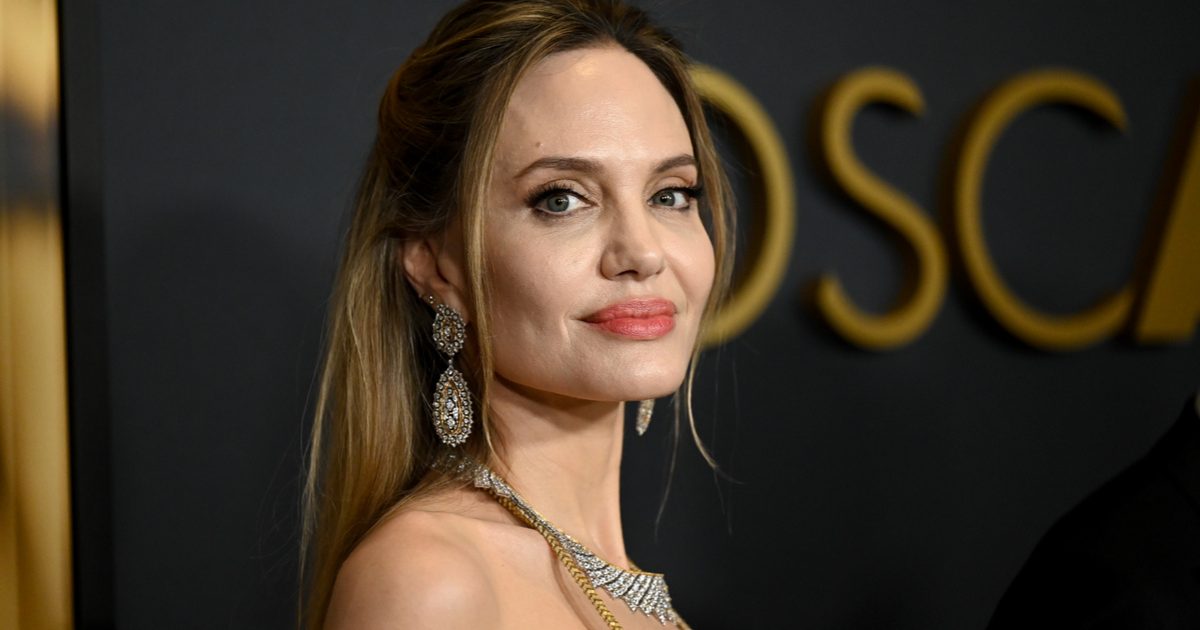 Az angyali Angelina Jolie és fiúja, Knox - Egy tiszta Brad Pitt árnyékában