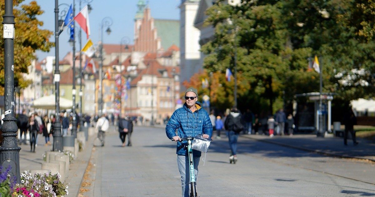 Az alulkiterjedt rollerbiztosítás veszélyei: Ki vállalja a felelősséget baleset esetén?