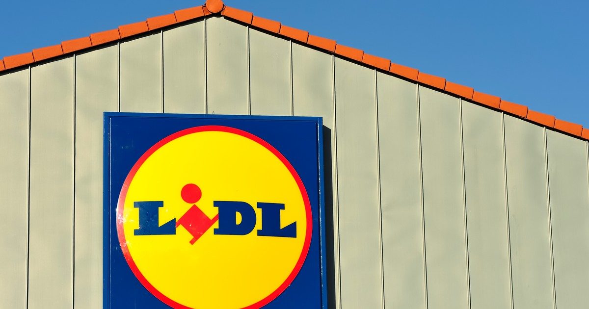 A Reggeli Lidl-láz: Szülők kora hajnali rohanása az áruház elé