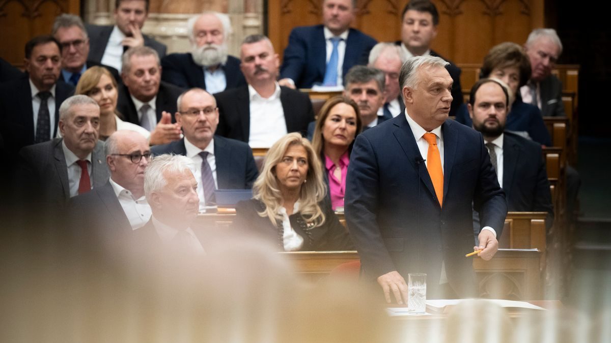 Orbán Viktor: Ambiciózus célja, hogy 10 százalékot is elérje a reálbéremelés