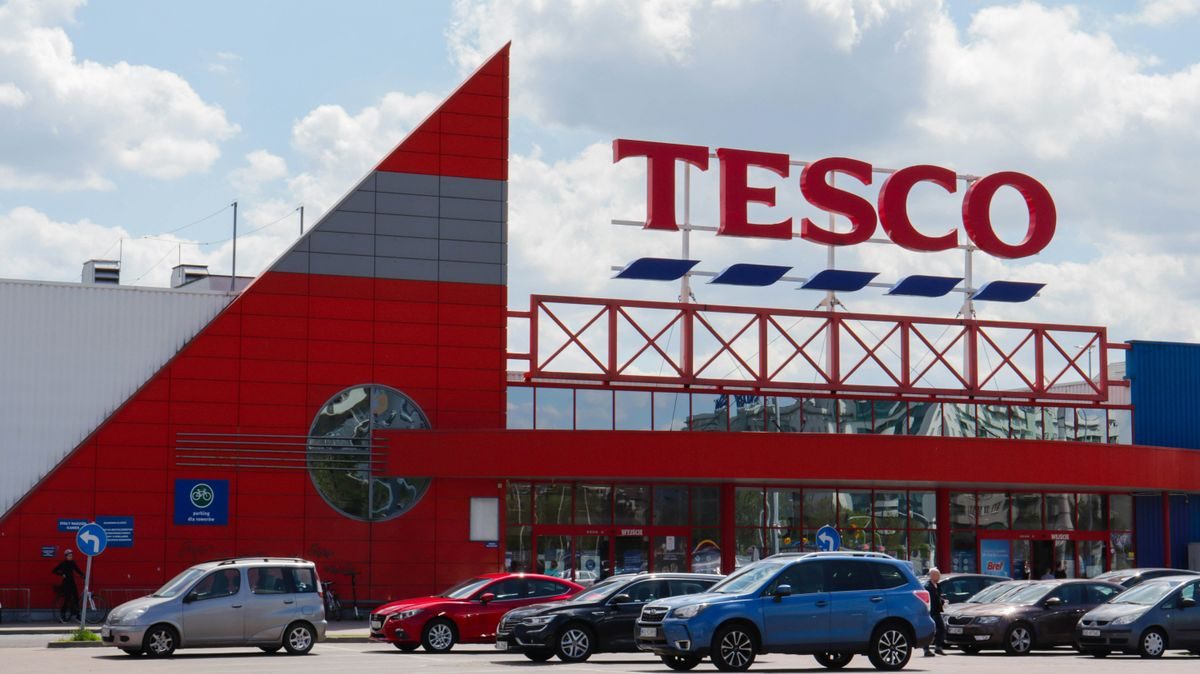 Érthetetlen felfedezés a Tesco fagyasztójában: Mi rejtőzik a vásárlók száját tátva hagyó meglepetés mögött?