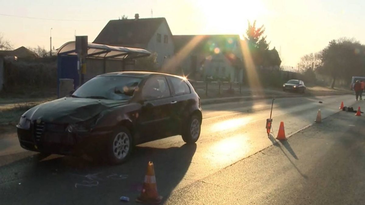 Tragikus baleset Debrecenben: gépkocsi gázolt egy tinilányt buszmegállóban