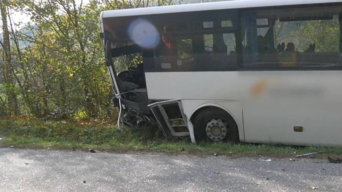 Tolna vármegyei buszbaleset: Szemtanú felfedi a tragédia hátterét