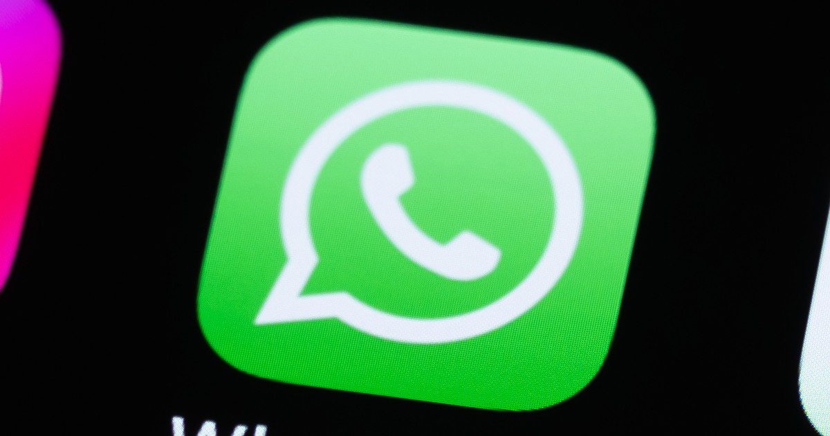 Változást hoz a WhatsAppban: pötyögés vagy hangüzenet?