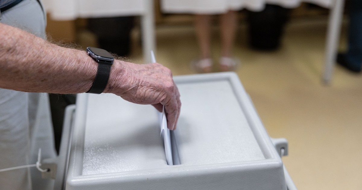 A meglepő eredmény a román választás első fordulójában: elemzők sem jósolták elő