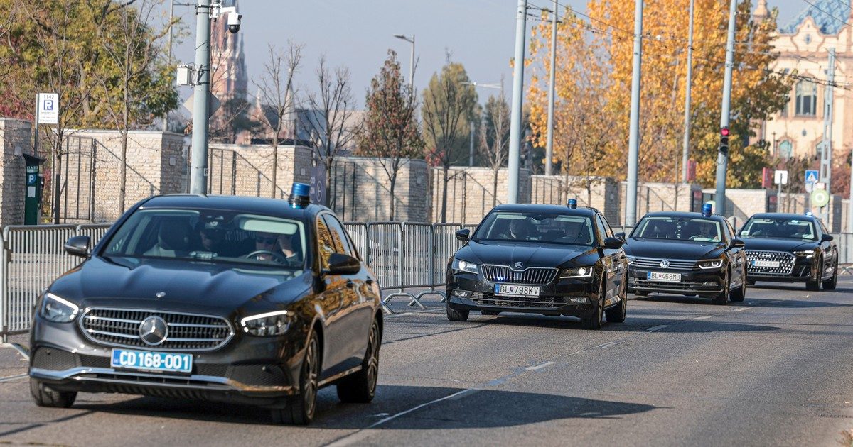 Az Európai Politikai Közösség csúcstalálkozójának történelmi pillanatai: állam- és kormányfők Budapesten