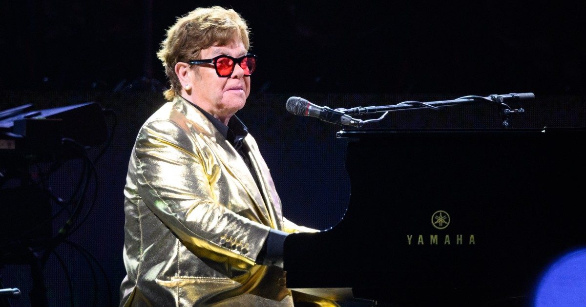 A cím lehetne: "Elton John megrázó vallomása: "Nem hiszem, hogy ezt még meg tudom érni"