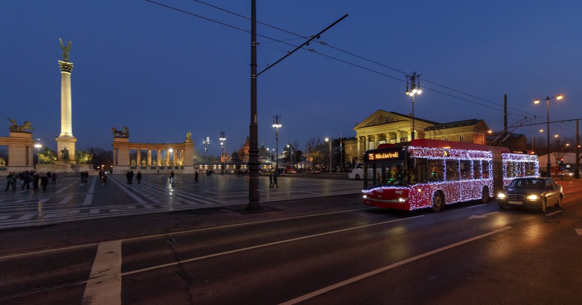 Jelentős bővítések és úthálózati változások a buszközlekedésben: előfordulhat lezárás és sávszűkítés hétfőtől.