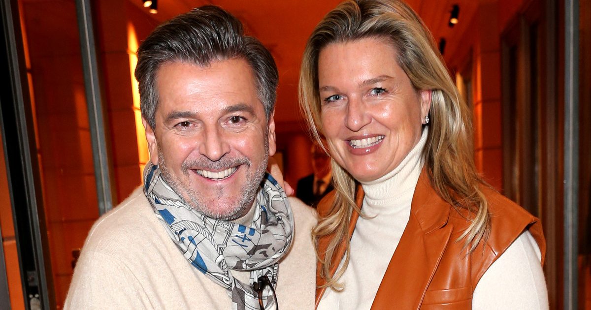 Thomas Anders felesége lenyűgöz mindenkit a merész estélyiben: a divatot időtlen stílusával újraírva