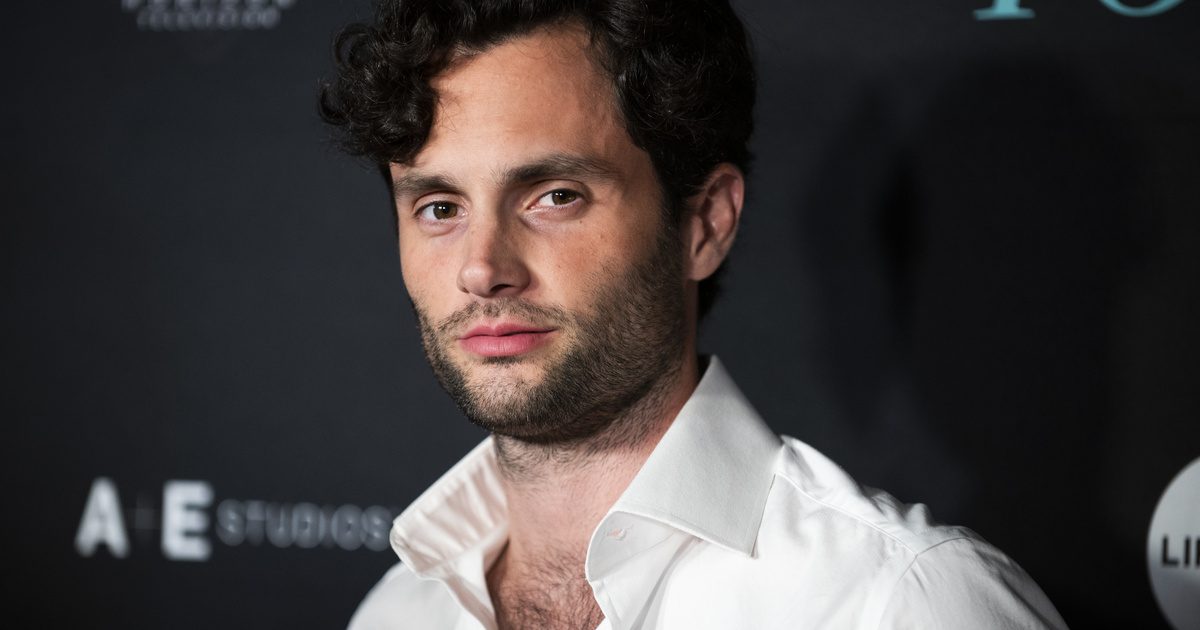 Egy korábbi szív dobogója: Penn Badgley megvált híres frizúrájától