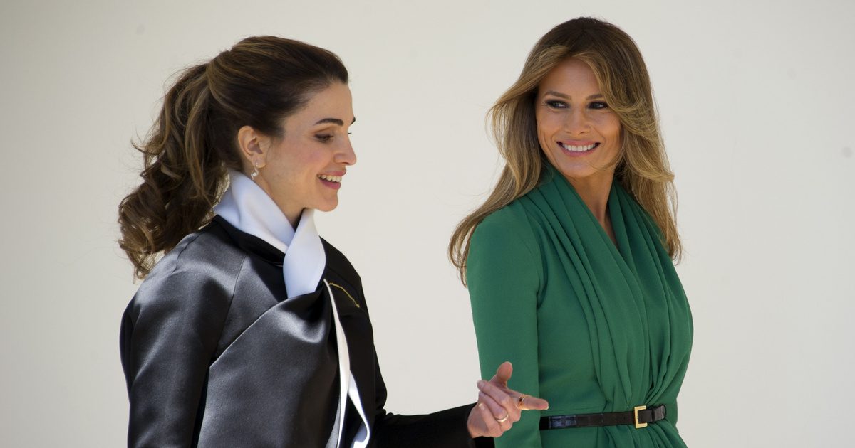 A csinosabb hölgy a trónon: Melania Trump és Ránija jordán királyné találkozása egy fotón