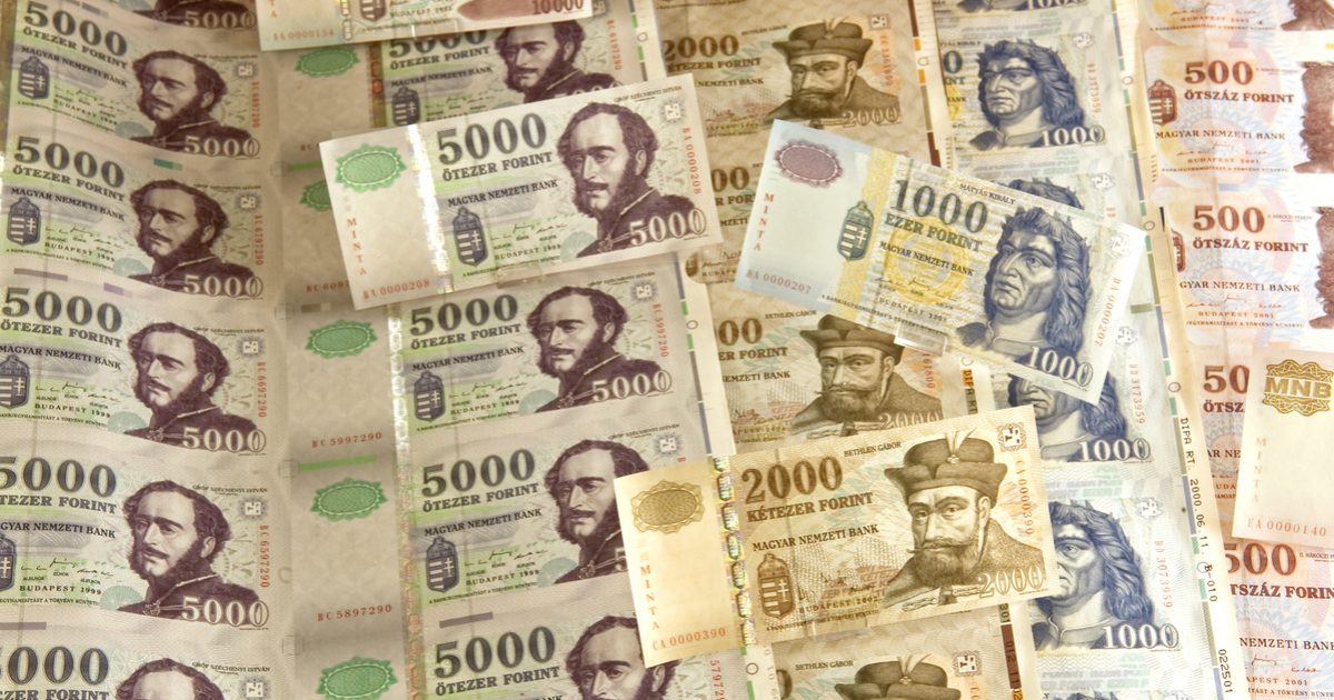 A hamisított 10 000 forintosok árnyéka az ország felett