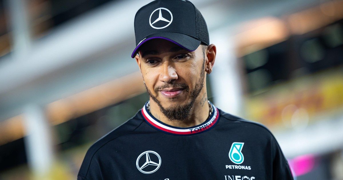 Lewis Hamilton új kapcsolata: Randizás a 12 évvel idősebb sztárral - fotók a szerelmes párról