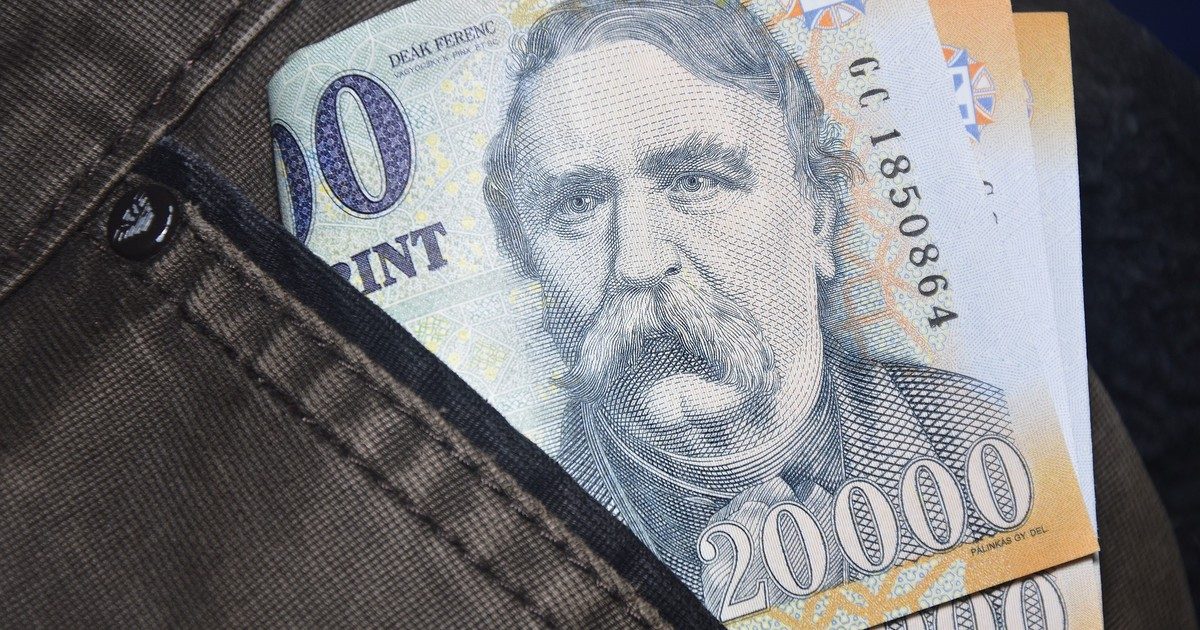 Magas szintű bruttó átlagkeresetet regisztráltak novemberben a KSH szerint