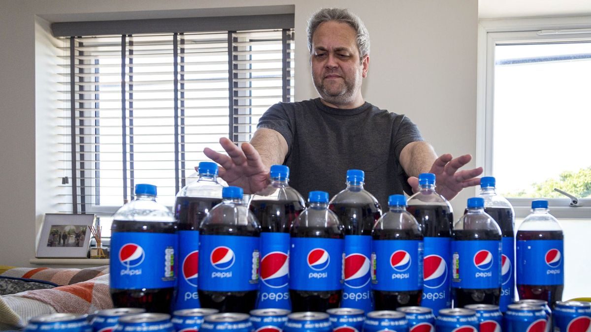 A Pepsivel való túlzott fogyasztás halálos kimenetele: egy szomjazó története