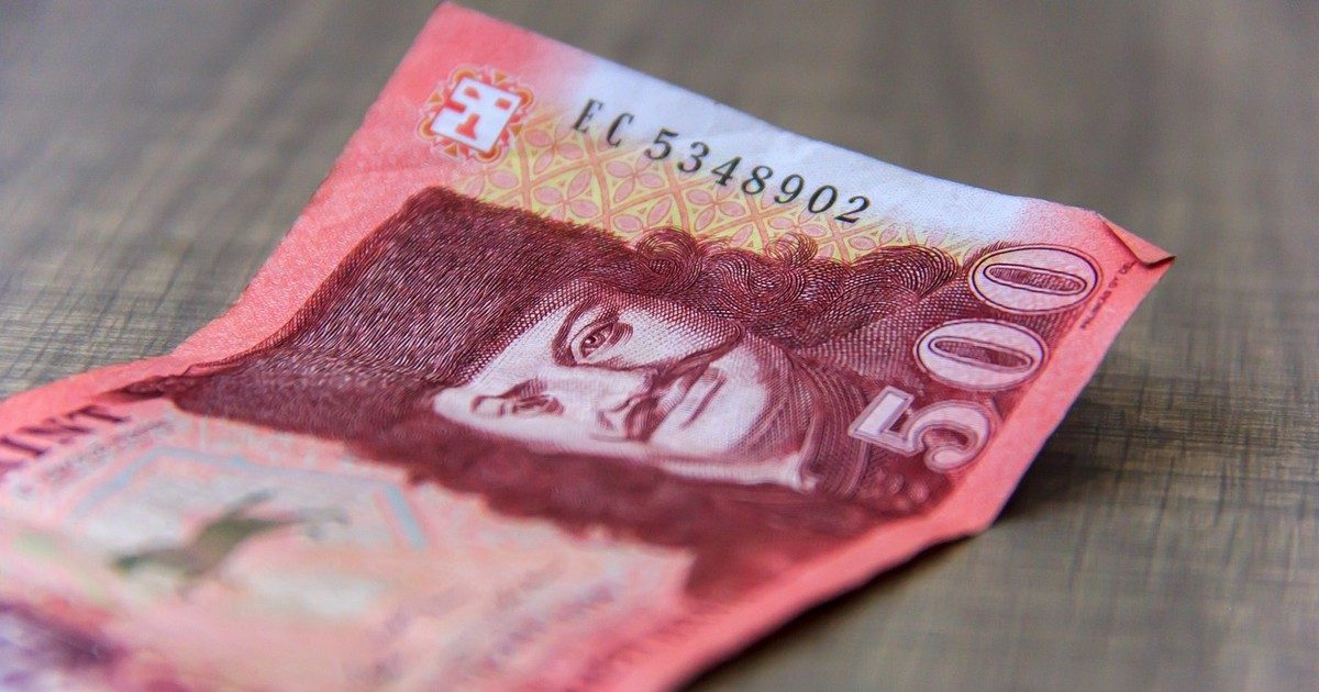 A forint vereséget szenvedett a hét végére