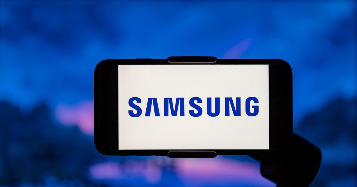 A Samsung forradalmi hajlítható telefonja korábban érkezik, mint vártuk